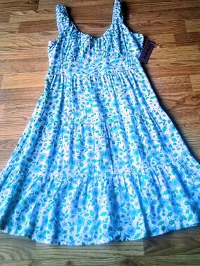 NWT Derek Heart Juniors Sundress In White With Blue And Green Floral, Sz M